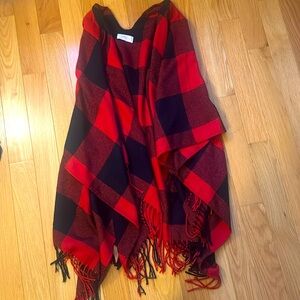 Buffalo checker cape